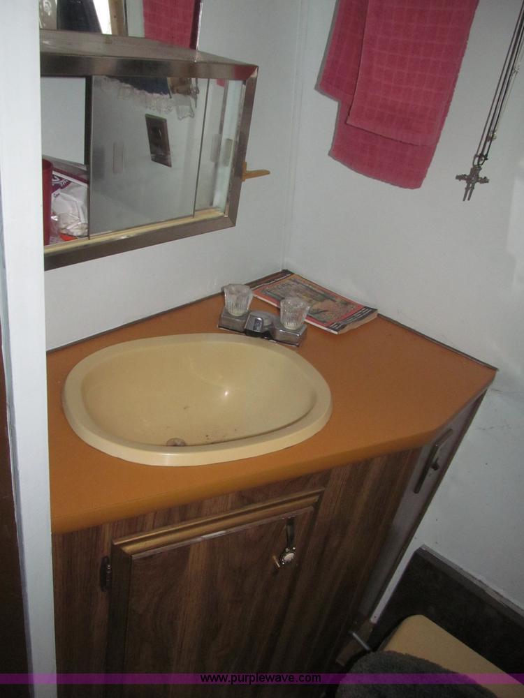 image for item F7222 1977 Coachman Cadet camper