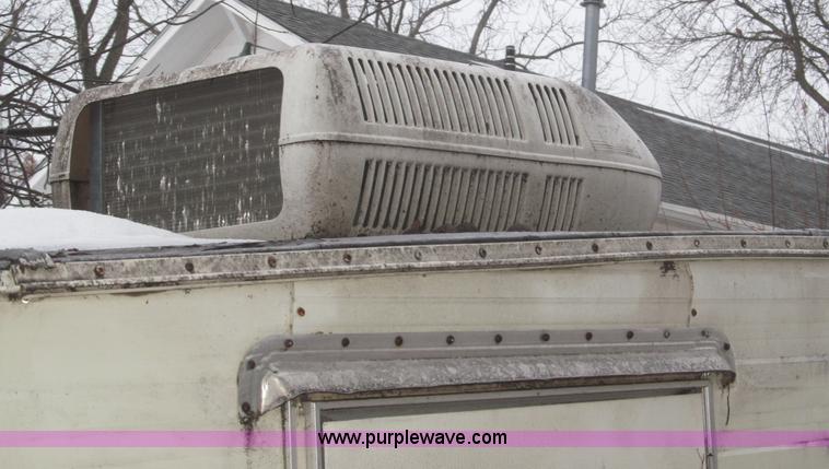 image for item F7222 1977 Coachman Cadet camper