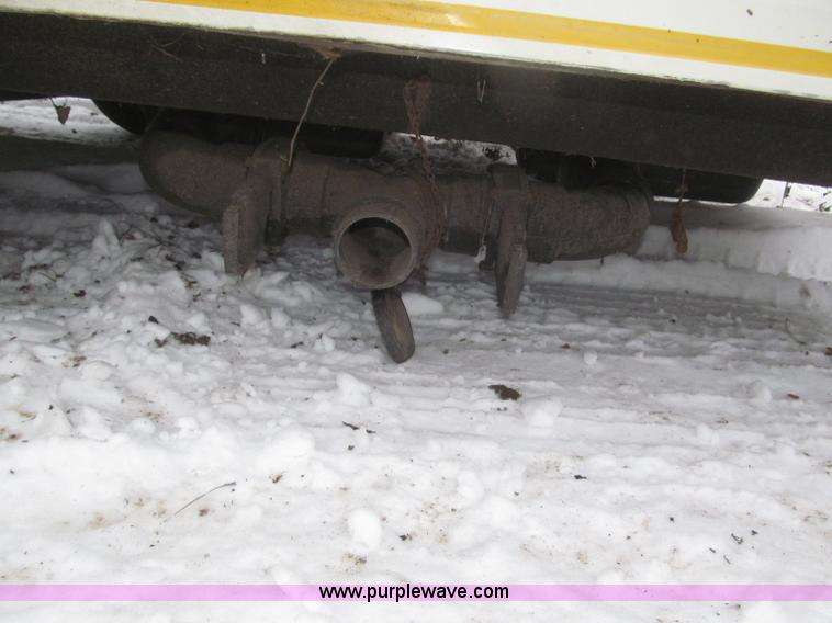 image for item F7222 1977 Coachman Cadet camper