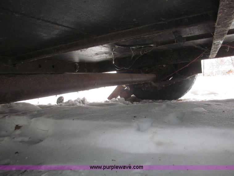 image for item F7222 1977 Coachman Cadet camper