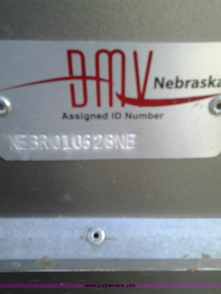 image for item F7223 1977 Flying L two horse tandem axle stock trailer