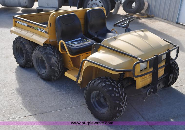 image for item G6370 2000 John Deere Worksite Gator utility vehicle