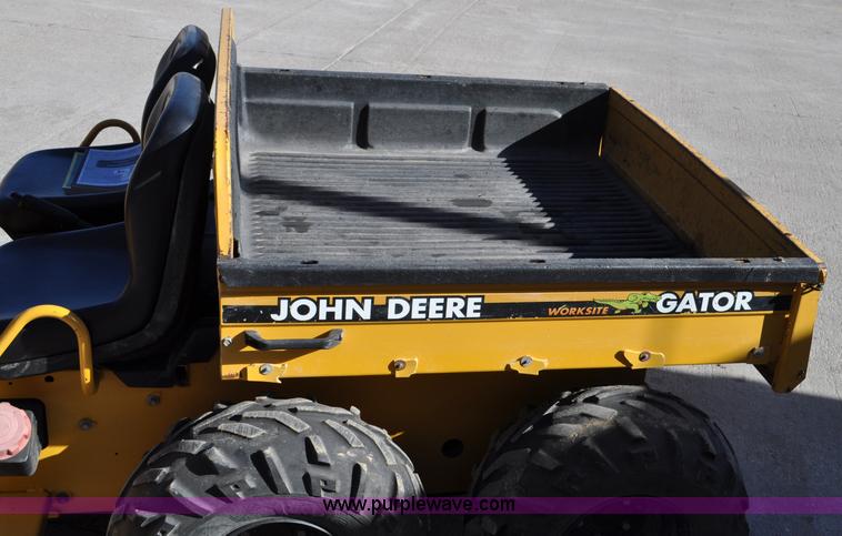 image for item G6370 2000 John Deere Worksite Gator utility vehicle