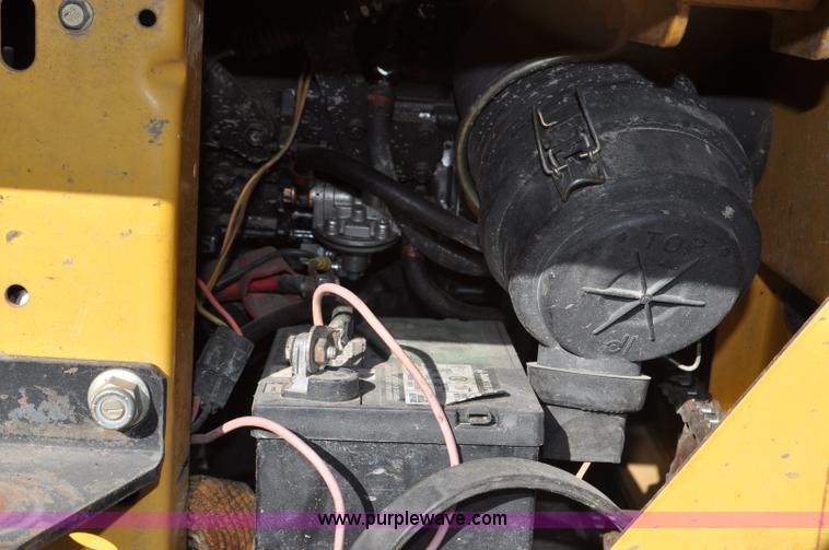 image for item G6370 2000 John Deere Worksite Gator utility vehicle