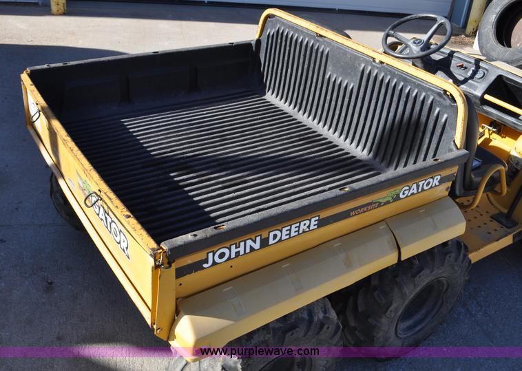 image for item G6370 2000 John Deere Worksite Gator utility vehicle