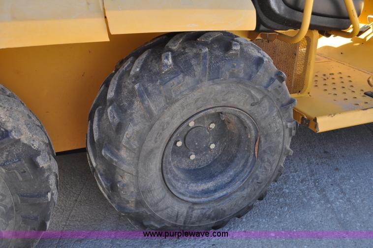 image for item G6370 2000 John Deere Worksite Gator utility vehicle