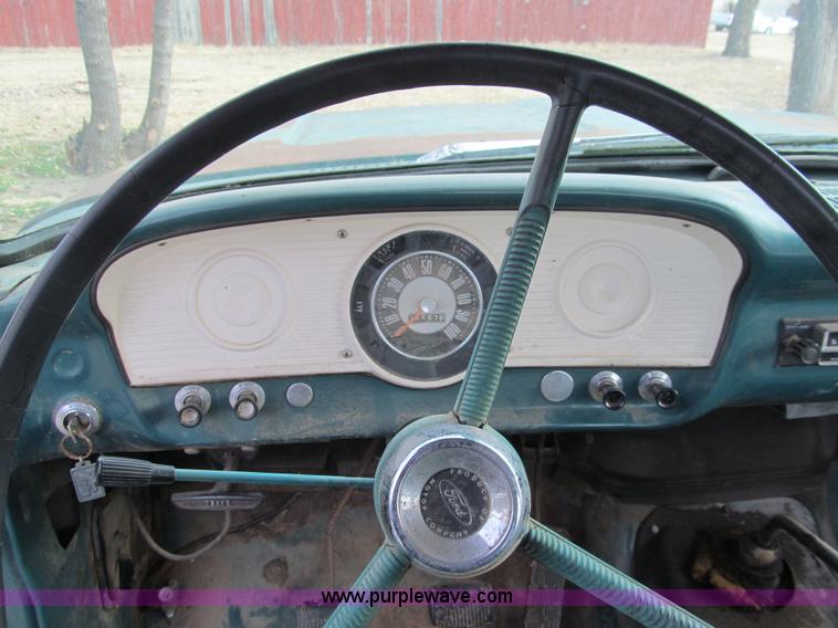 image for item G9641 1965 Ford F100 pickup truck