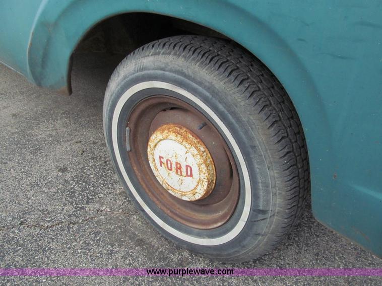 image for item G9641 1965 Ford F100 pickup truck