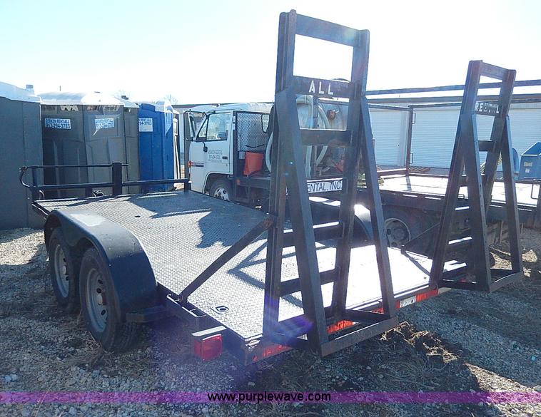 image for item H1259 2001 tandem axle trailer