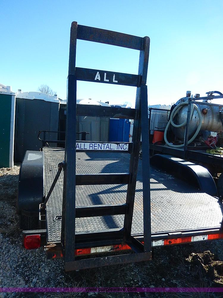 image for item H1259 2001 tandem axle trailer