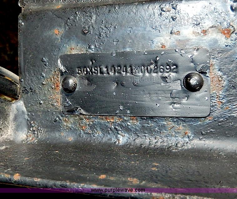 image for item H1259 2001 tandem axle trailer