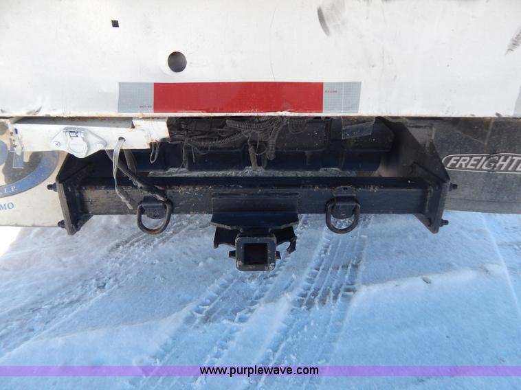 image for item H3910 2001 Ford F350 Super Duty utility truck