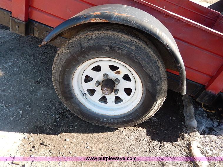 image for item H6661 1992 Tilt deck trailer