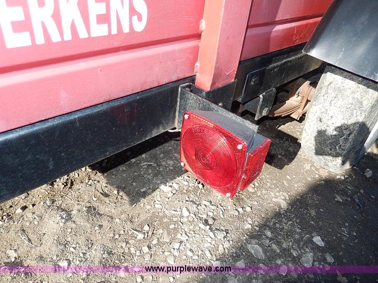 image for item H6661 1992 Tilt deck trailer