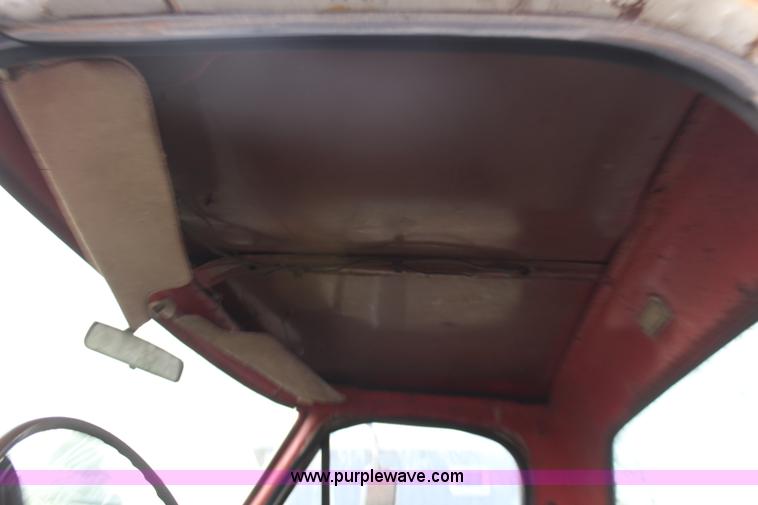 image for item H7917 1971 Ford F150 pickup truck