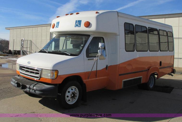 image for item I4939 1998 Ford Econoline E350 transit bus