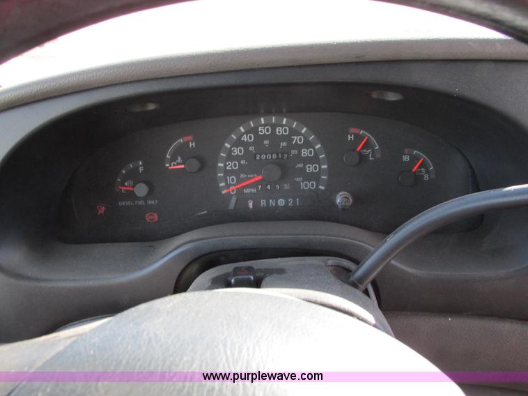 image for item I4939 1998 Ford Econoline E350 transit bus