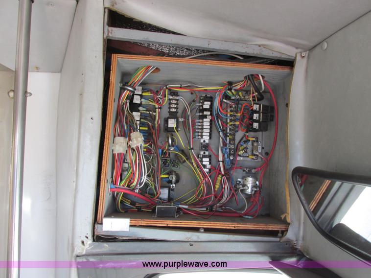 image for item I4939 1998 Ford Econoline E350 transit bus