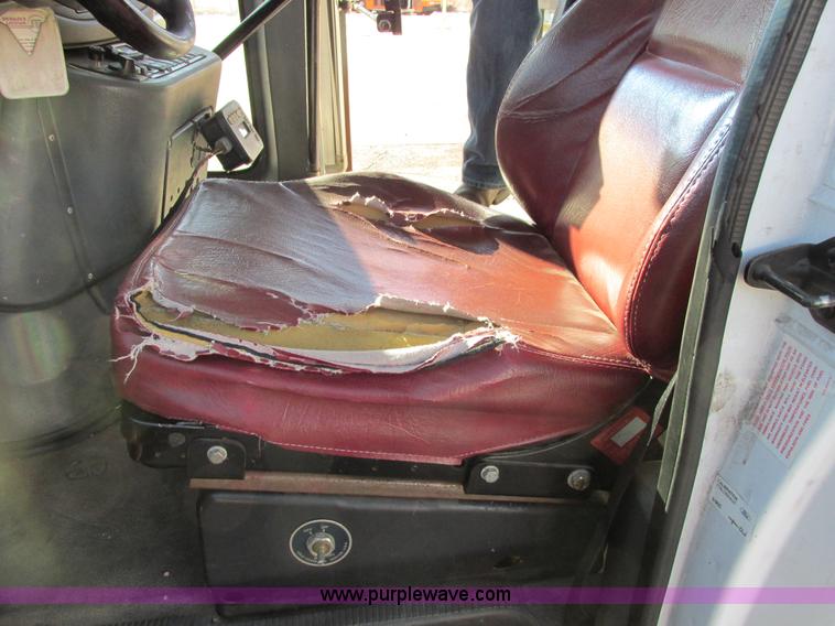 image for item I4939 1998 Ford Econoline E350 transit bus