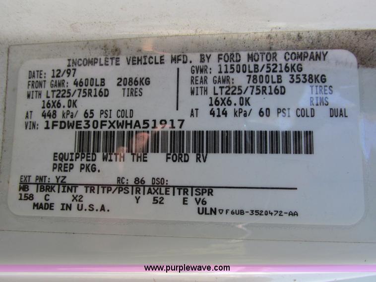 image for item I4939 1998 Ford Econoline E350 transit bus