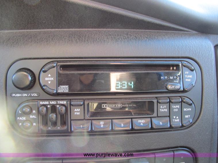 image for item I4940 2001 Dodge Durango SLT SUV