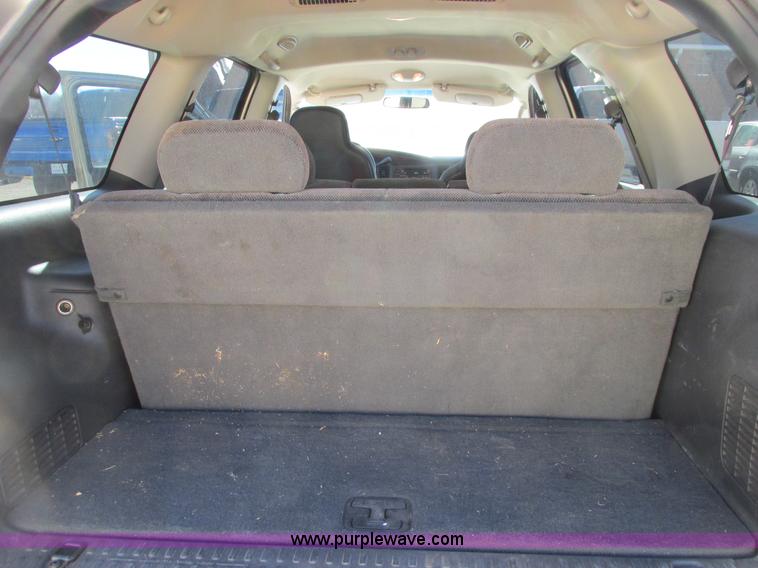 image for item I4940 2001 Dodge Durango SLT SUV