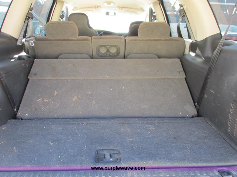 image for item I4940 2001 Dodge Durango SLT SUV