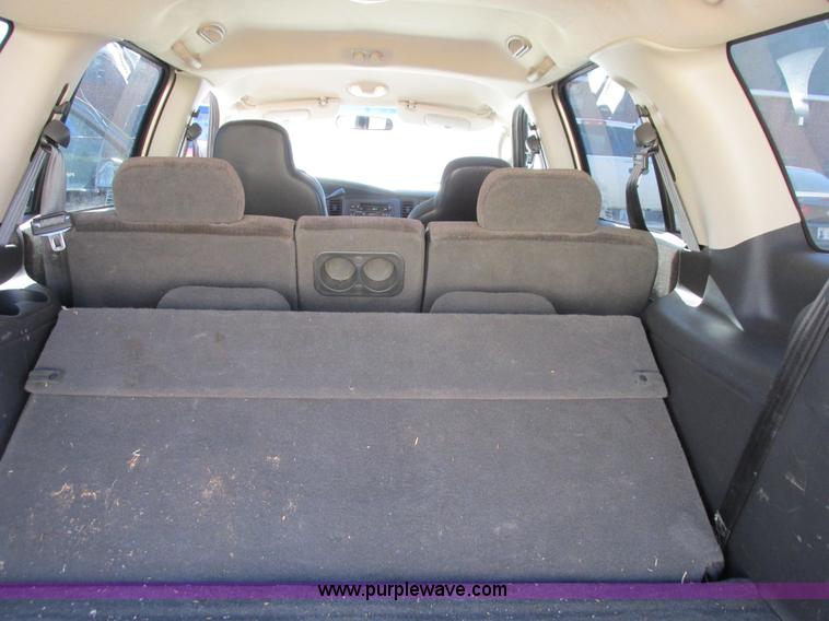 image for item I4940 2001 Dodge Durango SLT SUV