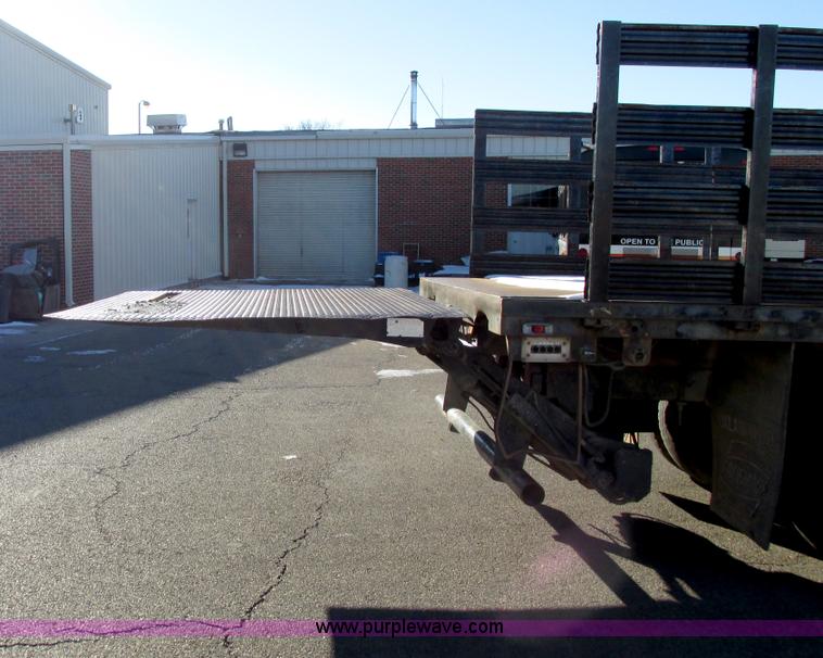 image for item I4943 1986 Chevrolet Kodiak flatbed truck