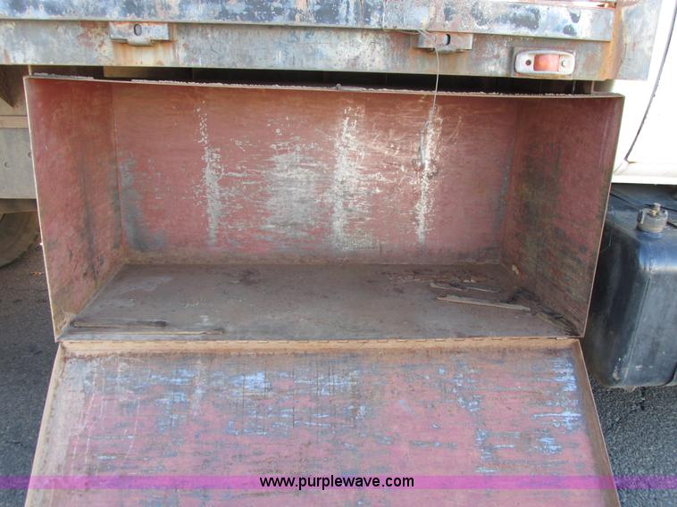 image for item I4943 1986 Chevrolet Kodiak flatbed truck