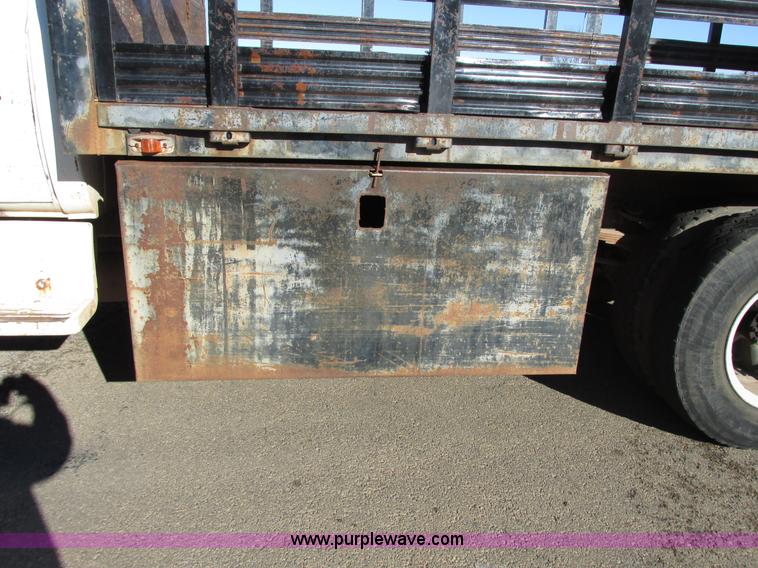 image for item I4943 1986 Chevrolet Kodiak flatbed truck