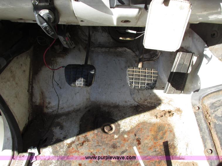 image for item I4943 1986 Chevrolet Kodiak flatbed truck