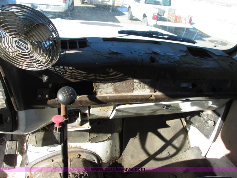 image for item I4943 1986 Chevrolet Kodiak flatbed truck