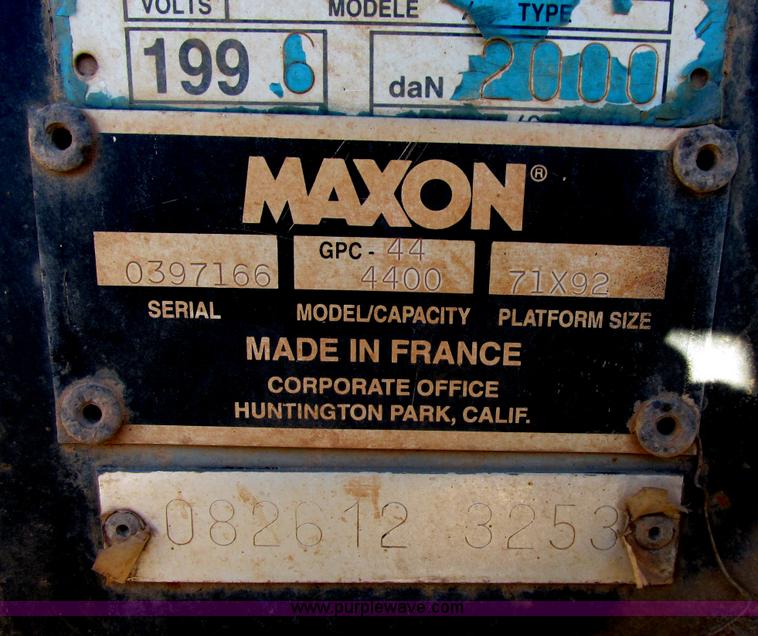 image for item I4943 1986 Chevrolet Kodiak flatbed truck