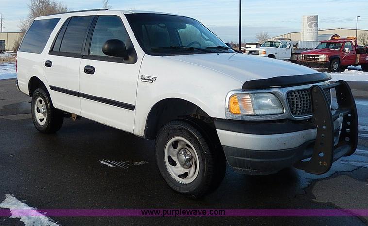 image for item I9460 2002 Ford Expedition XLT SUV