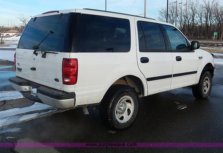 image for item I9460 2002 Ford Expedition XLT SUV
