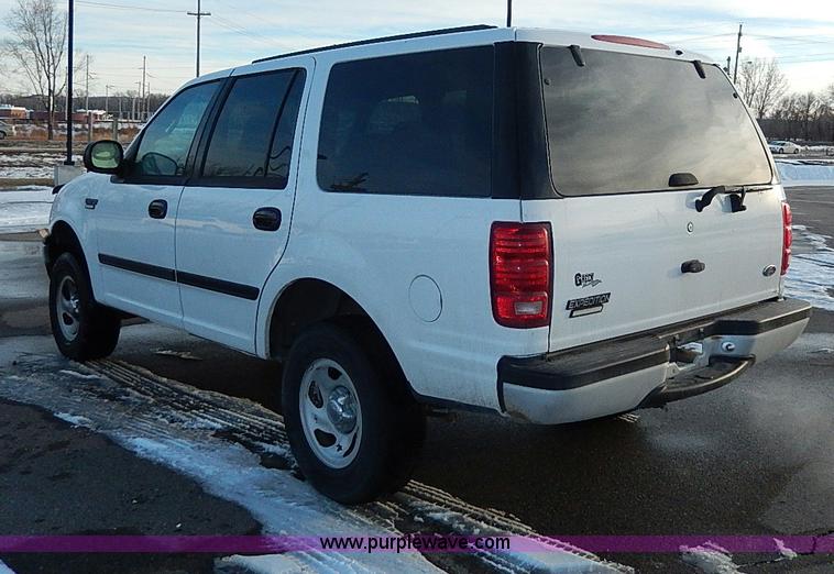 image for item I9460 2002 Ford Expedition XLT SUV