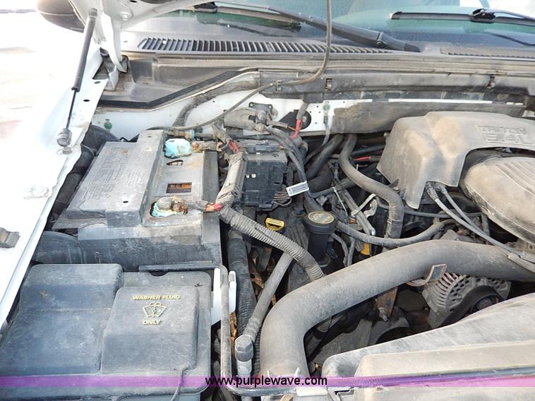 image for item I9460 2002 Ford Expedition XLT SUV