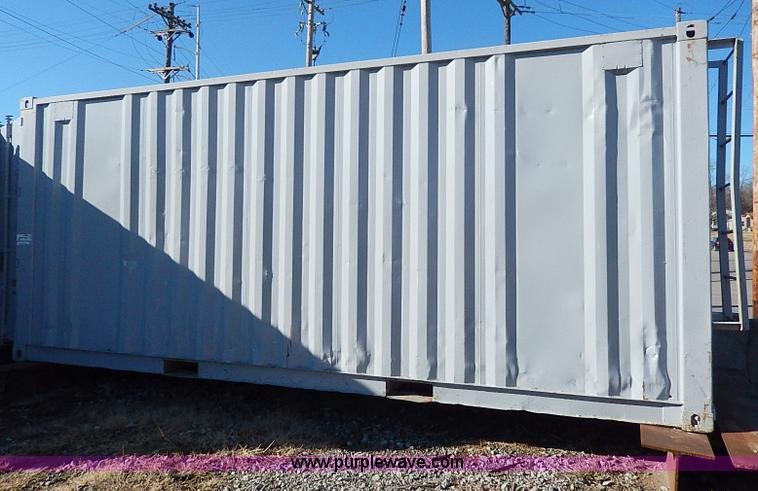 image for item I9464 1984 dry ship container