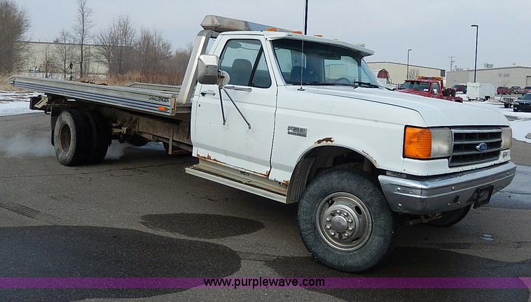 image for item I9465 1988 Ford F450 Super Duty custom rollback truck