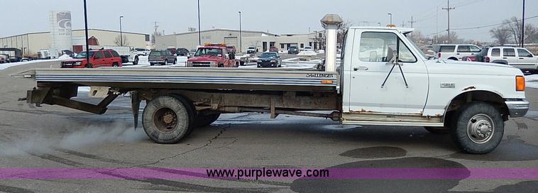 image for item I9465 1988 Ford F450 Super Duty custom rollback truck