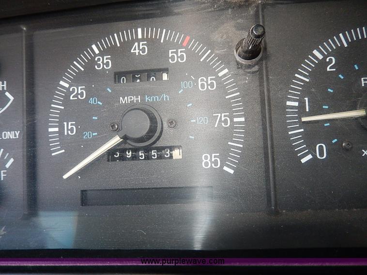 image for item I9465 1988 Ford F450 Super Duty custom rollback truck