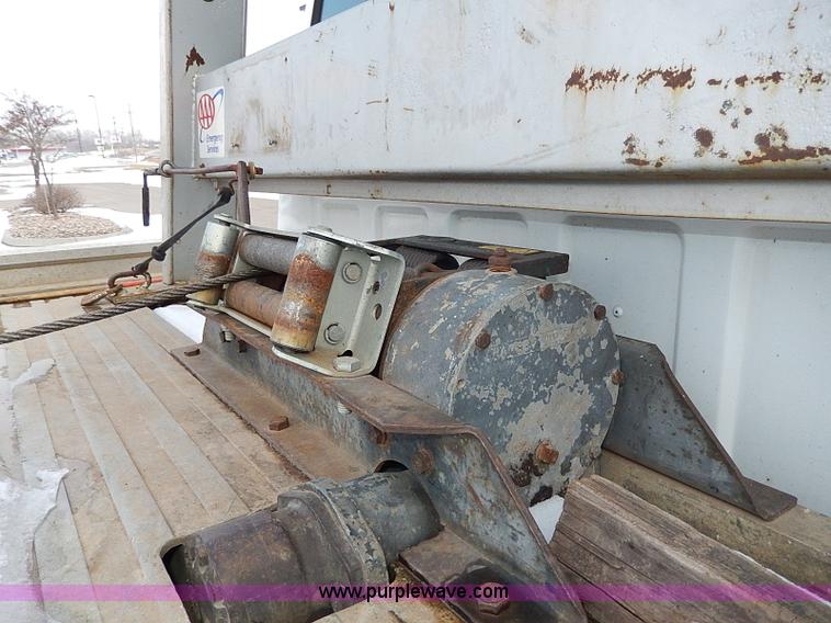 image for item I9465 1988 Ford F450 Super Duty custom rollback truck