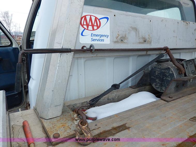 image for item I9465 1988 Ford F450 Super Duty custom rollback truck