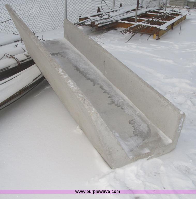 image for item AE9374 (9) concrete fence line feed bunks