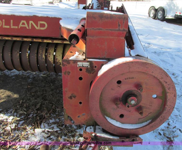 image for item AN9135 New Holland 273 hayliner