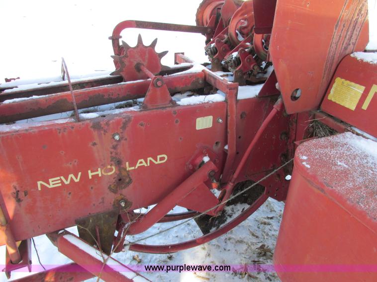 image for item AN9135 New Holland 273 hayliner