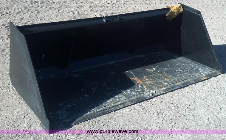 image for item C1730 Wildkat 84" snow/grain/debris bucket