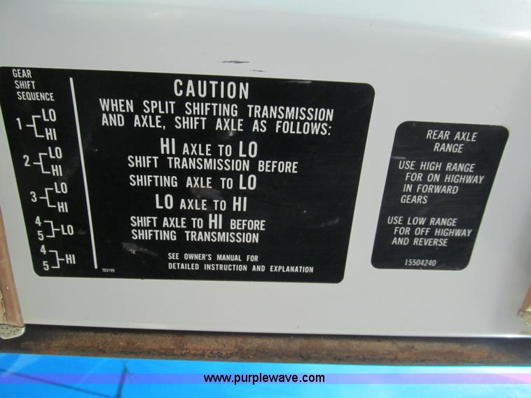 image for item G9622 1989 Chevrolet Kodiak propane bobtail truck