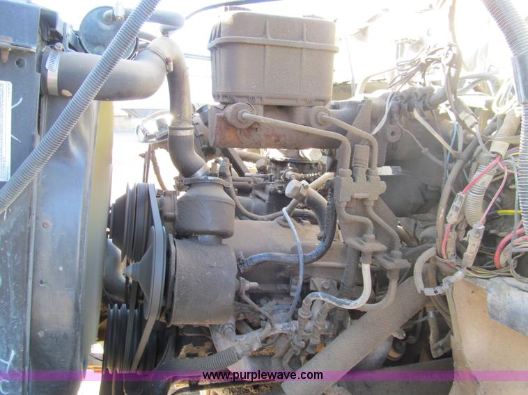 image for item G9622 1989 Chevrolet Kodiak propane bobtail truck